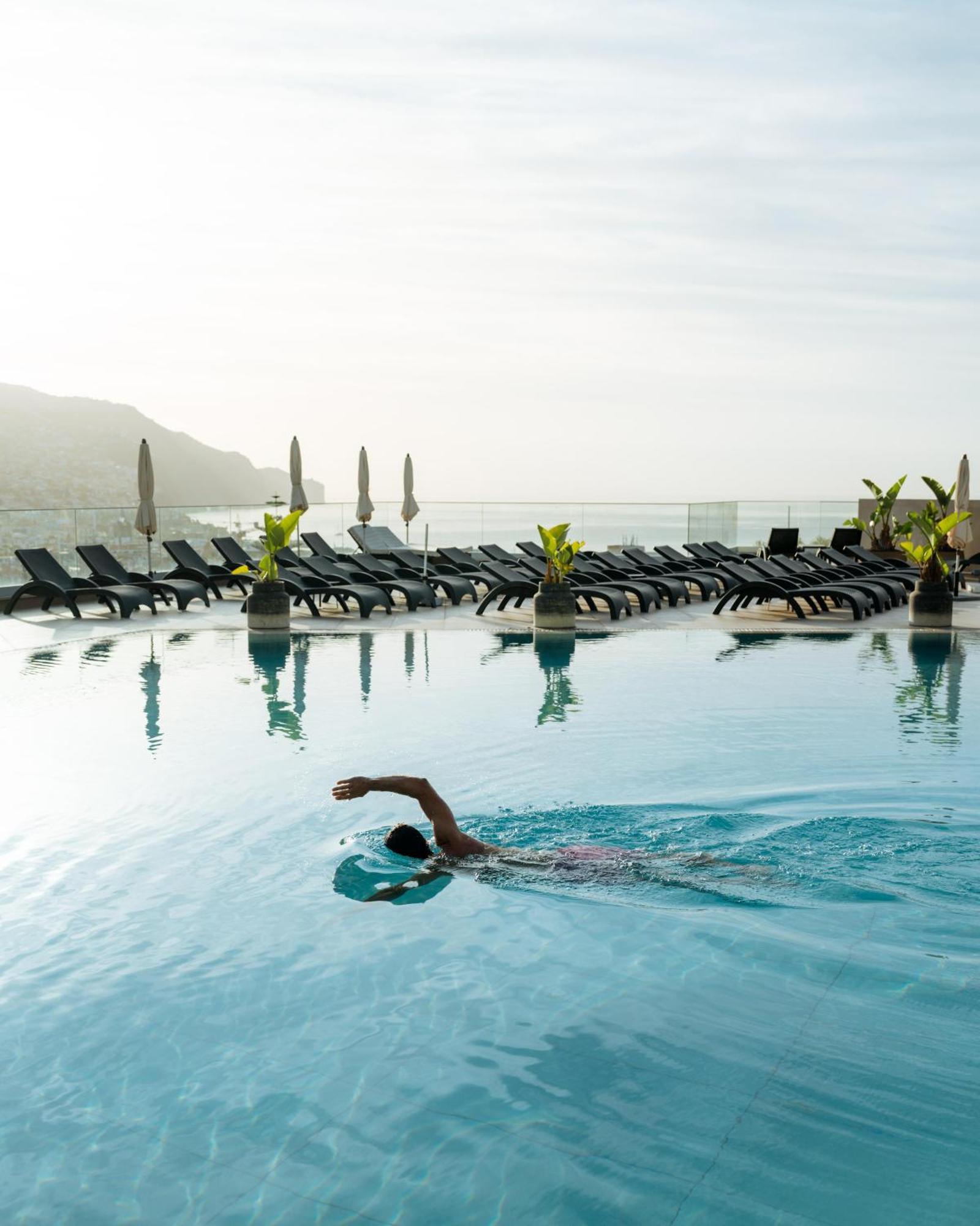 The Views Baia - Adults Only Hotel Funchal  Exterior photo